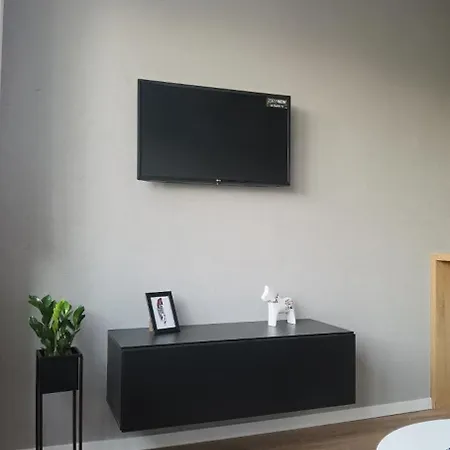 Stylish, Modern In Zoliborz + Fully Equipped Kitchenette + Wi Fi Lejlighed